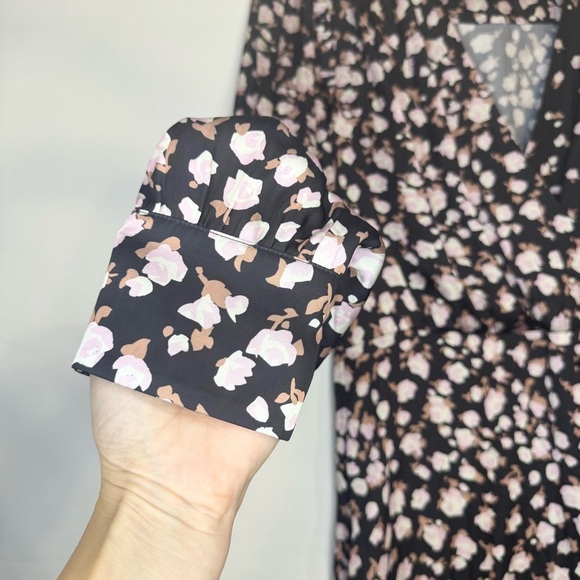 PAIGE Carrie Ann Floral Long Sleeve Wrap Dress with Ruffle Hem Size M - Picture 7 of 11